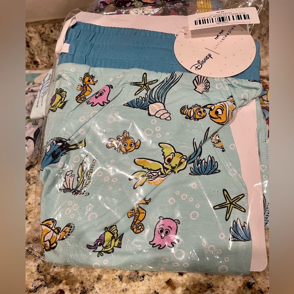 Men’s Little Sleepies Finding Nemo Lounge Shorts